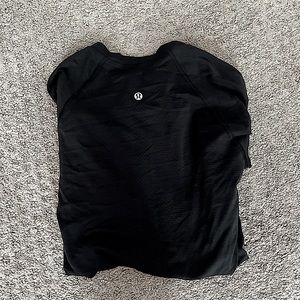 Lululemon Swiftly Tech Long Sleeve Shirt ( size 6 )